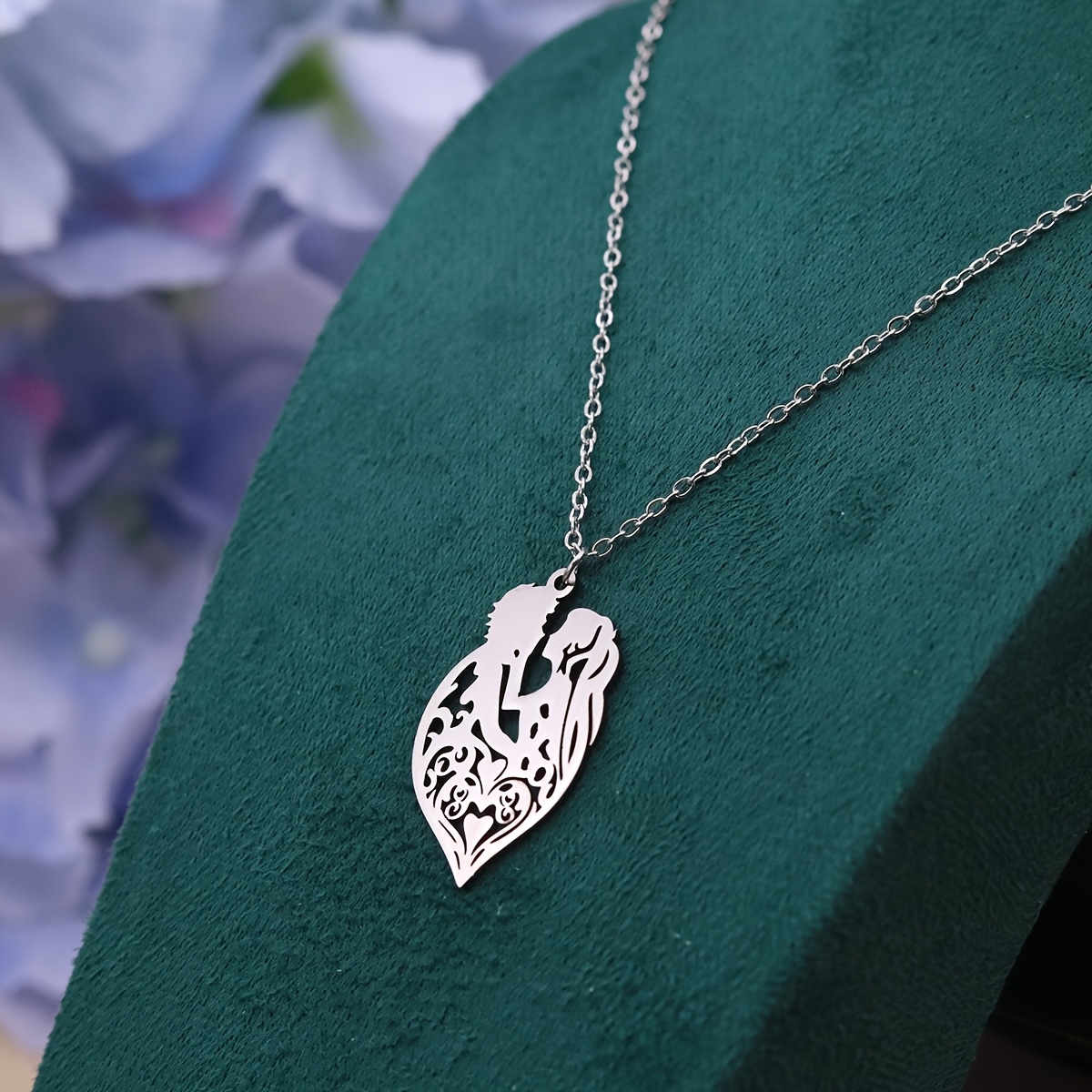Mother Daughter Silhouette Heart Necklace, Meaningful Gift